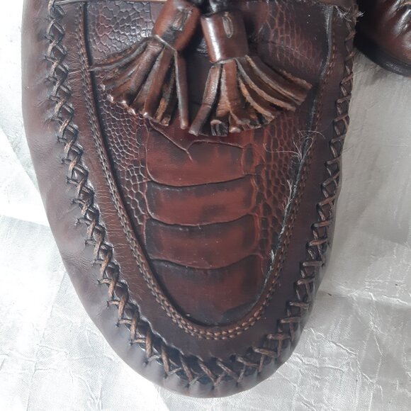 Johnston & Murphy SZ 9.5 Alligator Imprinted Men's Brown Leather Tassel Loafers - Picture 3 of 16